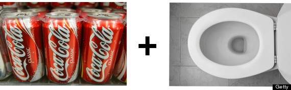 Coca-Cola para limpiar la taza del váter