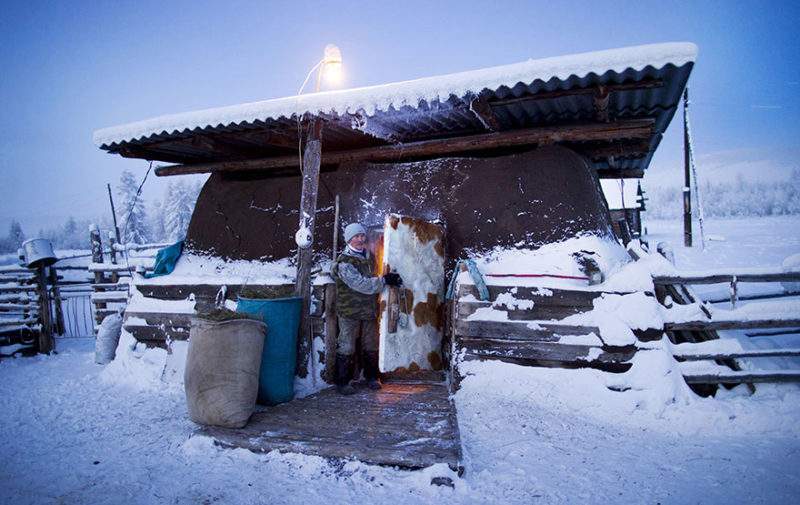 coldest-village-oymyakon-russia-amos-chaple-11 1