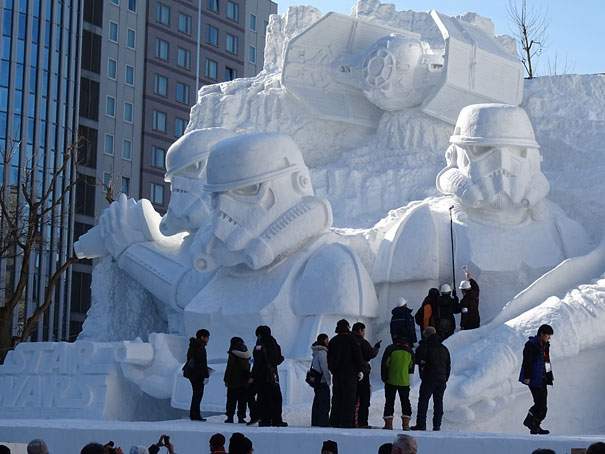giant-star-wars-snow-sculpture-sapporo-festival-japan-9