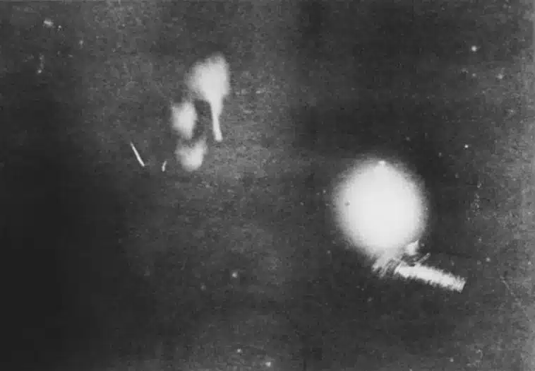 Infografía y fotografías que te muestran los secretos del misterioso genio Nikola Tesla (breve biografia) 7