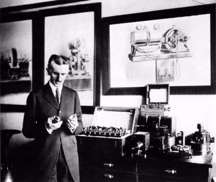 Tesla mostrado su oficina de Nueva York durante 1916 3