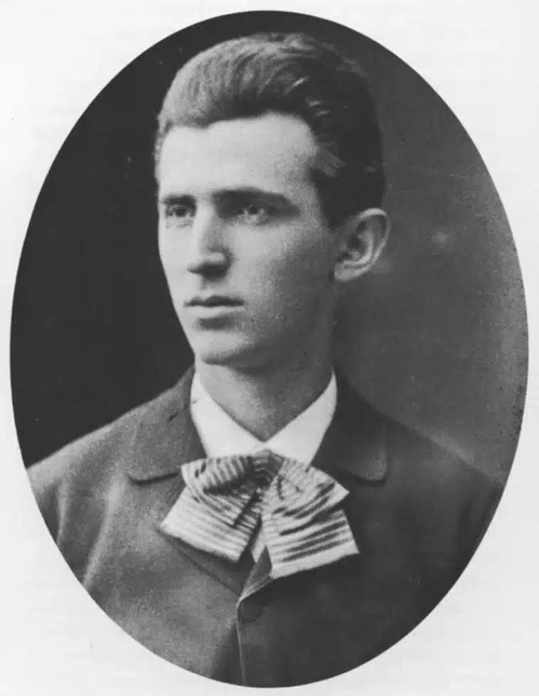 Infografía y fotografías que te muestran los secretos del misterioso genio Nikola Tesla (breve biografia) 2