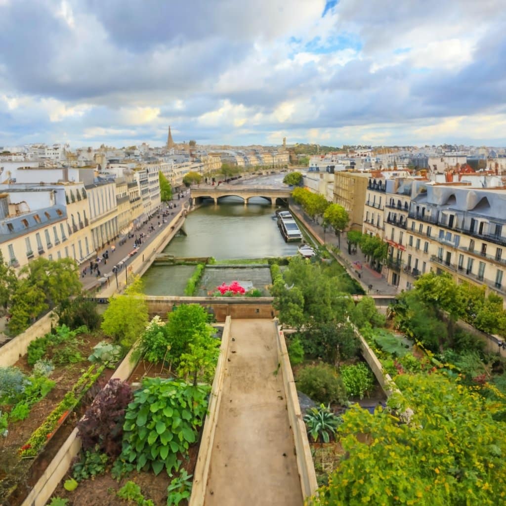 La mejor ley de tejados verdes: en Francia deberán estar cubiertos de plantas o paneles solares 2