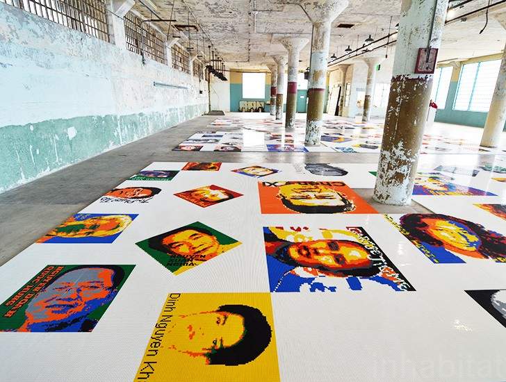 Imagen de una exposición en Alcatraz (San Francisco) de Ai weiwei realizada con Lego sobre 176 presos políticos. Fuente: Inhabitat