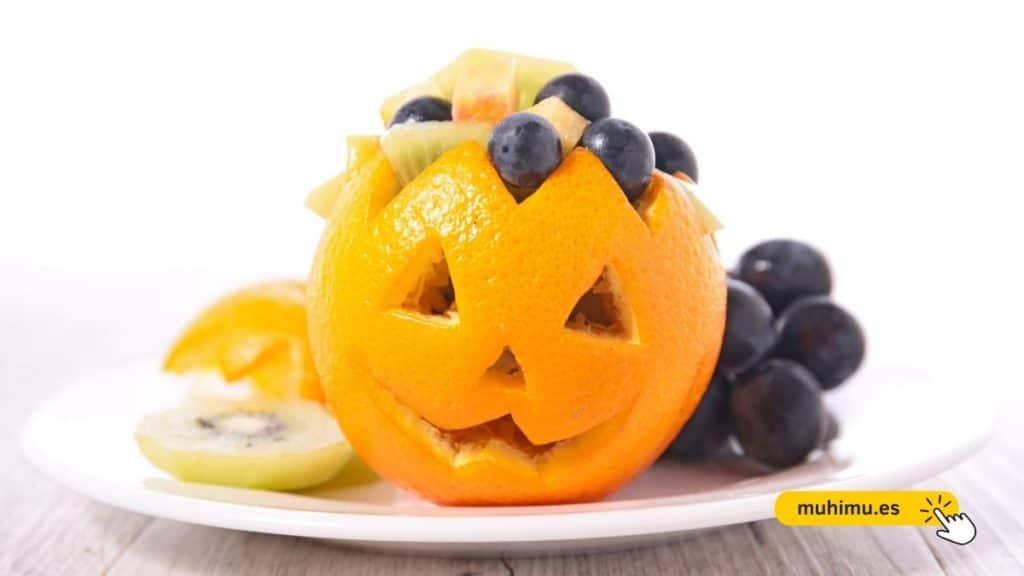 La elección de alimentos nutritivos en Halloween les enseña a los niños a equilibrar diversión y salud en sus vidas.
