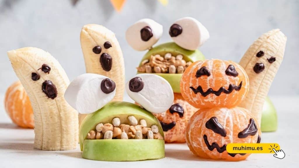 Ofrecer alimentos saludables en Halloween a los niños promueve buenos hábitos alimenticios desde una edad temprana.
